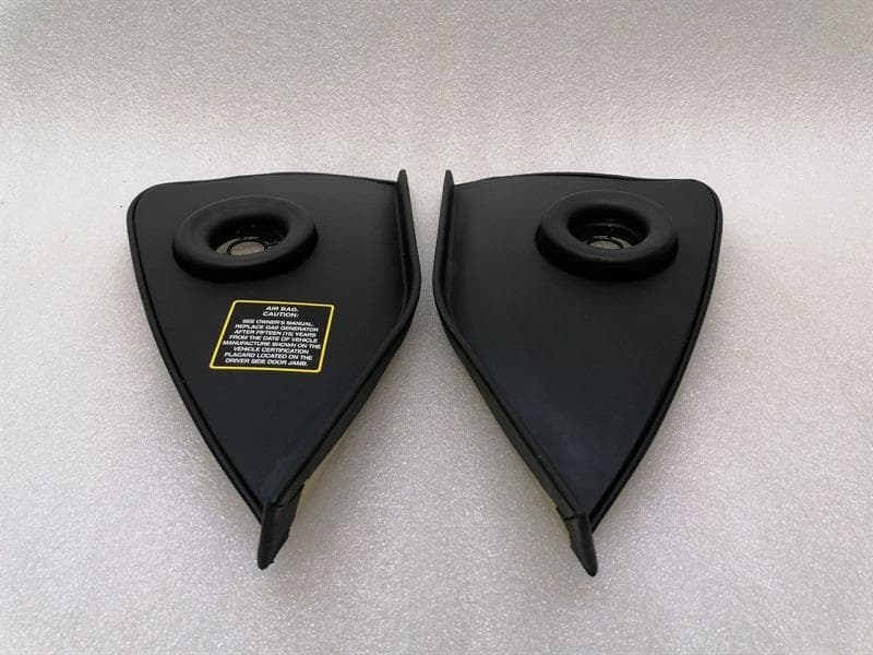 FERRARI Ferrari F12 Berlinetta F152 dashboard end cover ser 844740 cover panel