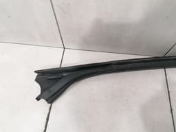 FERRARI Ferrari F12 BERLINETTA F152 Right Door Seal 83370000 Door Seals Right — thumbnail 6