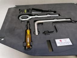FERRARI Ferrari F12 BERLINETTA F152 SAVER KIT 293830 jack — thumbnail 5