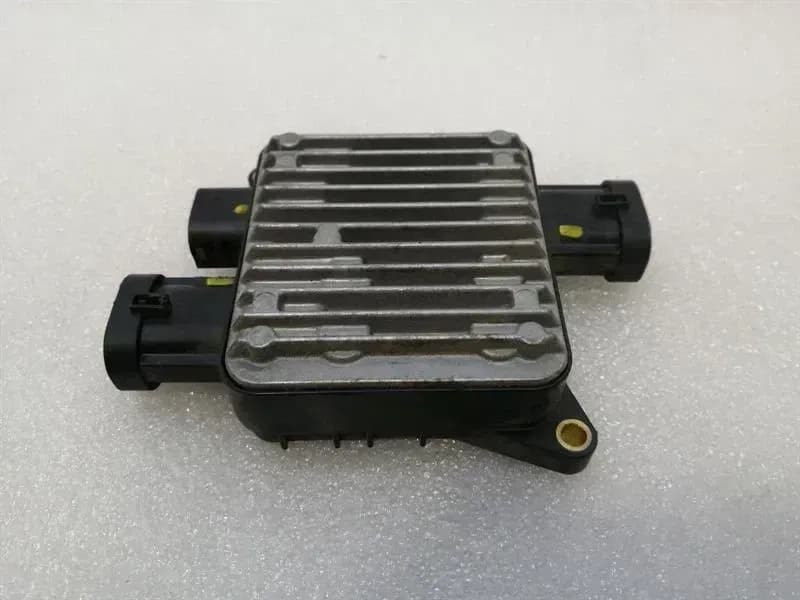 Ferrari F12 Berlinetta F152 fuel pump module 264935 fuel pump control unit