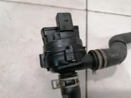 MERCEDES-BENZ Mercedes ML W164 ML63 AMG Additional Cooling Pump A1645014182 Coolant Pump — thumbnail 2