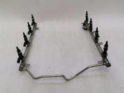 MERCEDES-BENZ Mercedes ML W164 Fuel Rail A1560701595 Injection Strip Pipe Distributor M156 V8 — thumbnail 9