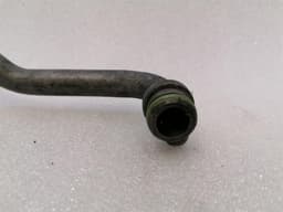 MERCEDES-BENZ Mercedes ML63 AMG W164 Right Oil Cooler Pipe A1561800182 Hose Right M156 V8 — thumbnail 3