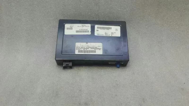 Mercedes R Class W251 Electronic Module A1698270162 Control Unit Radio Sirius