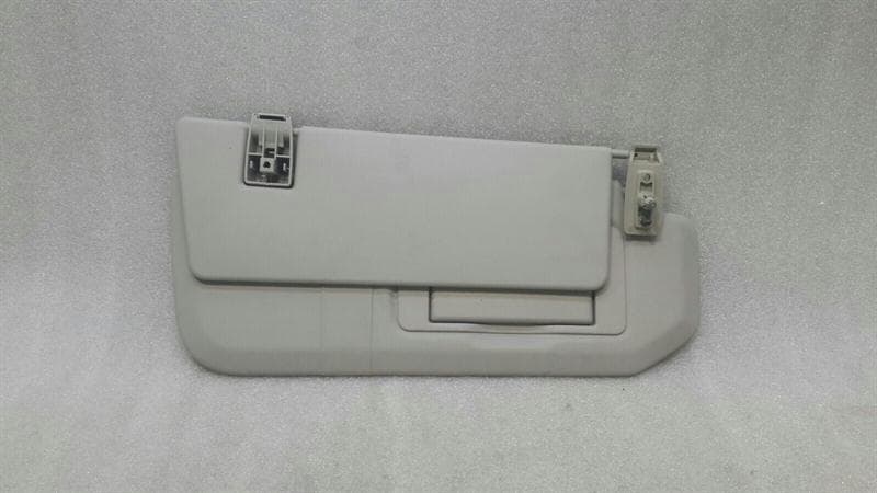 MERCEDES-BENZ Mercedes R Class W251 Sun Viewfinder A2518100410 Sun Bezel Right Grey