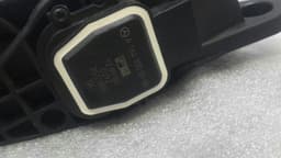 MERCEDES-BENZ Mercedes R Class W251 Throttle Pedal (Electrical) A1643000104 Throttle Pedal — thumbnail 4
