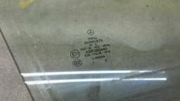 MERCEDES-BENZ Mercedes R Class W251 Right Front Door Glass A2517200418 Door Window Front Right — thumbnail 2