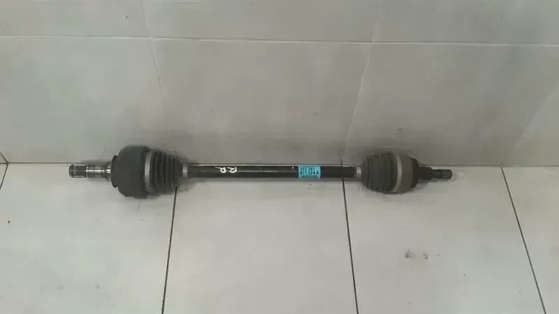 Mercedes R63 AMG W251 Drive Shaft Rear RE A2513500810 Rear Right Drive Shaft