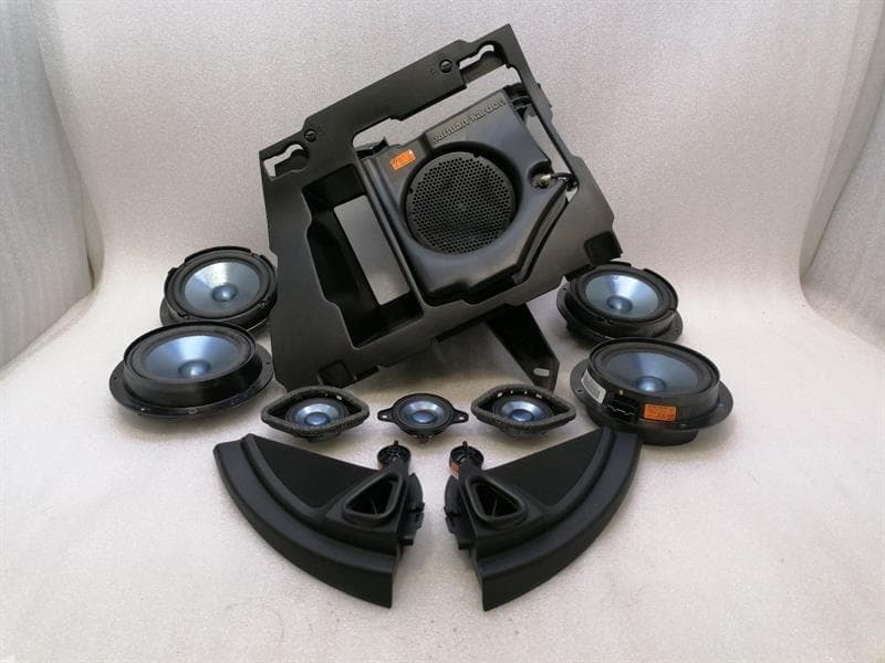 Mercedes ML W164 Logic7 Speaker Set A1648202202 Speaker Set L7