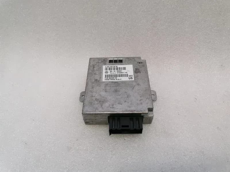 Mercedes ML W164 electronic module A2038208285 control unit VOICE