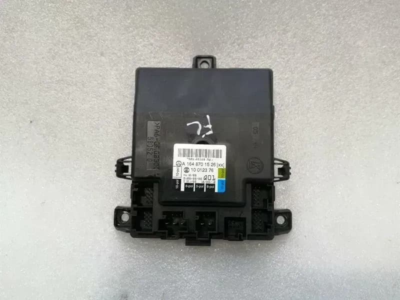 MERCEDES-BENZ Mercedes ML W164 Left Door Electronic Module A1648701526 Left Door Control Unit