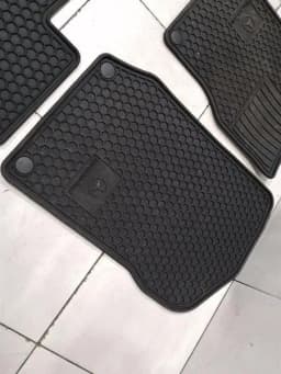 MERCEDES-BENZ Mercedes ML W164 Luggage Compartment Cover RUBBER FLOOR MATS RUBBER FLOOR MATS — thumbnail 3