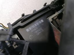 MERCEDES-BENZ Mercedes ML W164 Front Right Door Lock A16472035 Door Lock Front Re KEYLESS — thumbnail 2