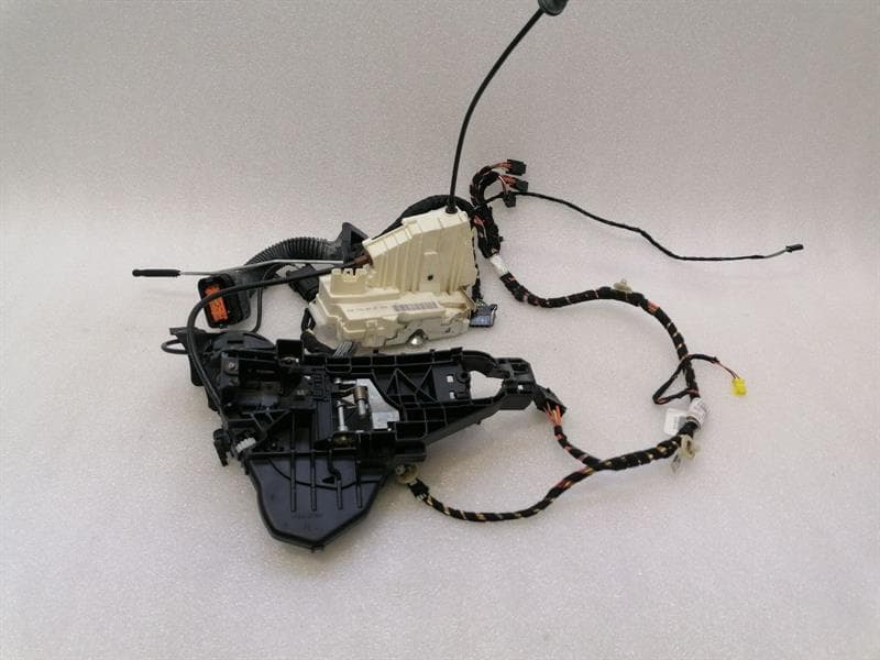 MERCEDES-BENZ Mercedes ML W164 Front Right Door Lock A16472035 Door Lock Front Re KEYLESS
