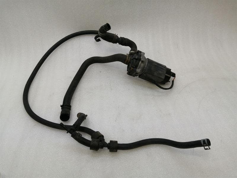 Mercedes ML W164 Additional Cooling Pump A0005000386 Coolant Pump Pump