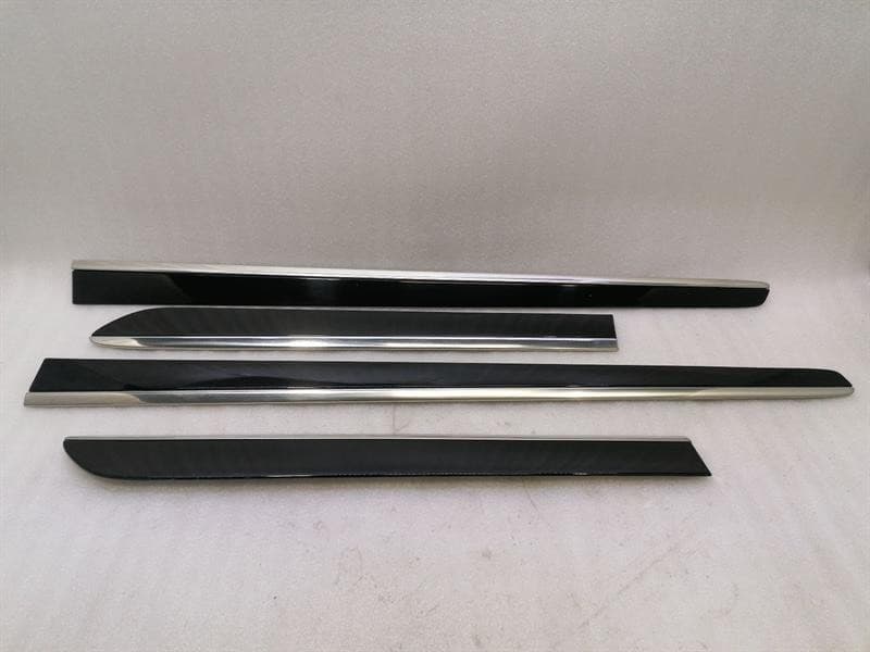 MERCEDES-BENZ MERCEDES ML W164 BODY MOULDING A1646905162 STRIP A1646905462 SET