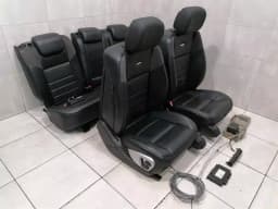 MERCEDES-BENZ Mercedes ML W164 seat interior amg ml63 seat logo coat of arms — thumbnail 2