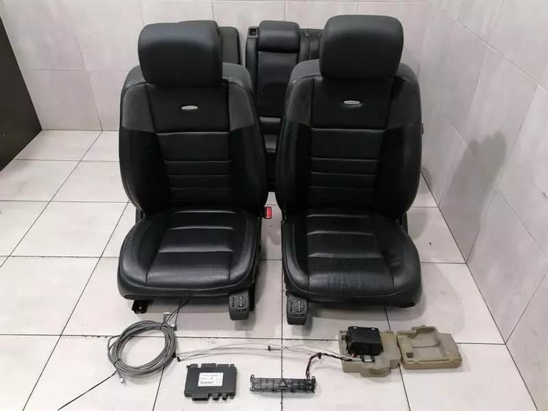 MERCEDES-BENZ Mercedes ML W164 seat interior amg ml63 seat logo coat of arms
