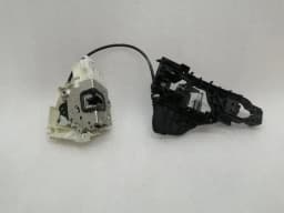 MERCEDES-BENZ Mercedes ML W164 Rear Right Door Lock A1647302835 Door Lock Re KEYLESS — thumbnail 1