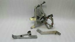 MERCEDES-BENZ Mercedes CLS W219 pump holder-bracket A1561400485 holder carrier — thumbnail 2