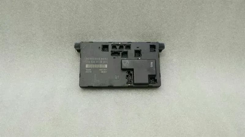 MERCEDES-BENZ Mercedes CLS W219 front left door module A2198202326 door front left control unit