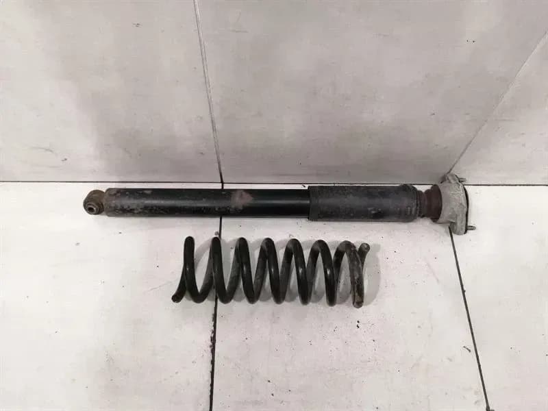Mercedes C63 AMG W204 Shock Absorber Rear A2043201231 Shock Absorber Rear Set