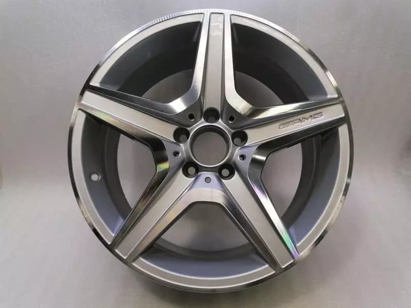 MERCEDES-BENZ Mercedes C63 AMG W204 FRONT Alloy Wheel A2044013902 Alloy Rim 8J X 18H2 ET 45