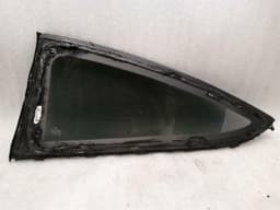 MERCEDES-BENZ Mercedes C W204 right rear quarter glass A2046706812 door window 1/4 rear right — thumbnail 2