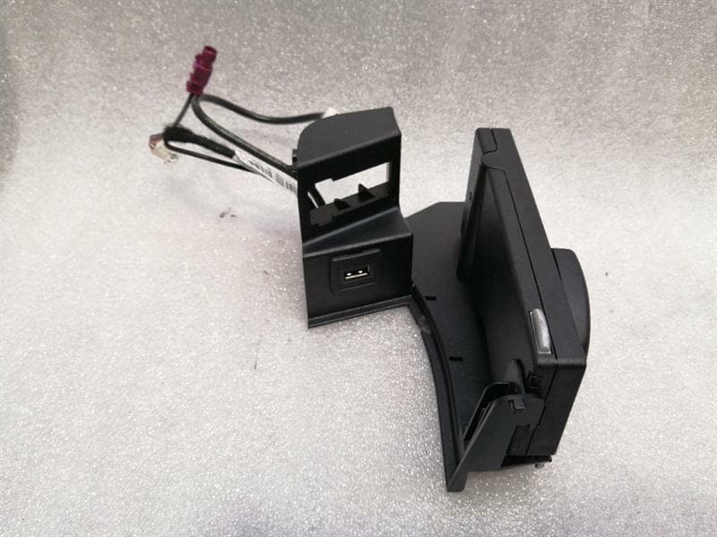 MERCEDES-BENZ Mercedes C Class W204 Electronic Module A2048200015 Control Unit USB MOP