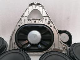 MERCEDES-BENZ Mercedes C Class W204 Coupe Speaker Set A2048205702 Speakers Set L7 Logic7 — thumbnail 5