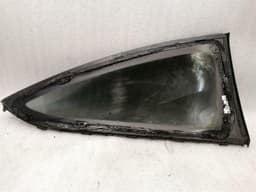 MERCEDES-BENZ Mercedes C W204 left rear quarter glass A2046706712 door window 1/4 rear left — thumbnail 7