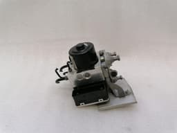 MERCEDES-BENZ MERCEDES C CLASS W204 A.B.S PUMP A1724315312 ABS PUMP HYDRAULIC BLOCK — thumbnail 1