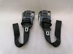 MERCEDES-BENZ Mercedes C Class W204 front seatbelt set A2048601985 seat belt front coupe — thumbnail 1