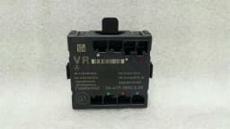 MERCEDES-BENZ Mercedes C Class W204 Front Right Door Module A2049001506 ECU FRH — thumbnail 4