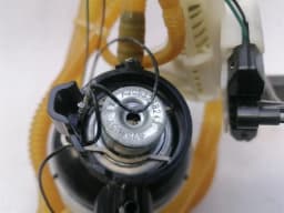 MERCEDES-BENZ Mercedes C Class W204 Fuel Pump Electric A2044701094 Fuel Pump AMG — thumbnail 8