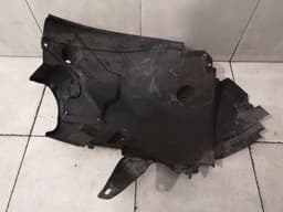 MERCEDES-BENZ Mercedes C63 AMG W204 Front Left Arch plastic A2046906830 WHEEL RUN COVER — thumbnail 6