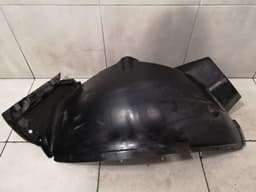 MERCEDES-BENZ Mercedes C63 AMG W204 Front Left Arch plastic A2046906830 WHEEL RUN COVER — thumbnail 5