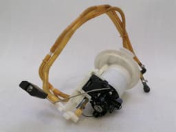 MERCEDES-BENZ Mercedes C63 AMG W204 Fuel Pump Electric A2044701694 Fuel Pump TRANSMITTER AMG — thumbnail 4
