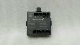 MERCEDES-BENZ Mercedes C Class W204 Right Door Module A2129004502 Door Control Unit Front Right — thumbnail 1