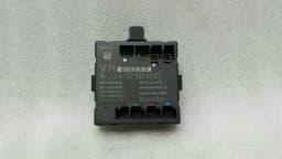 MERCEDES-BENZ Mercedes C Class W204 Right Door Module A2129004502 Door Control Unit Front Right — thumbnail 4