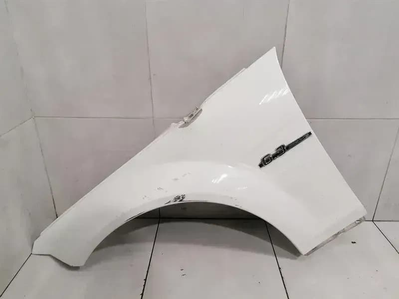 MERCEDES-BENZ MERCEDES C Class C63 W204 Left Wing A2048800718 Front Left Fender
