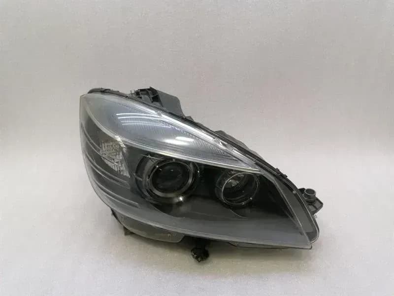 MERCEDES-BENZ Mercedes C W204 Right Headlight A2048208061 Headlight Right C63 AMG 08-11