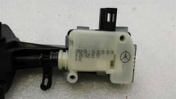 MERCEDES-BENZ Mercedes ML W164 Fuel Cap Actuator A2518200197 Fuel Flap Actuator — thumbnail 5
