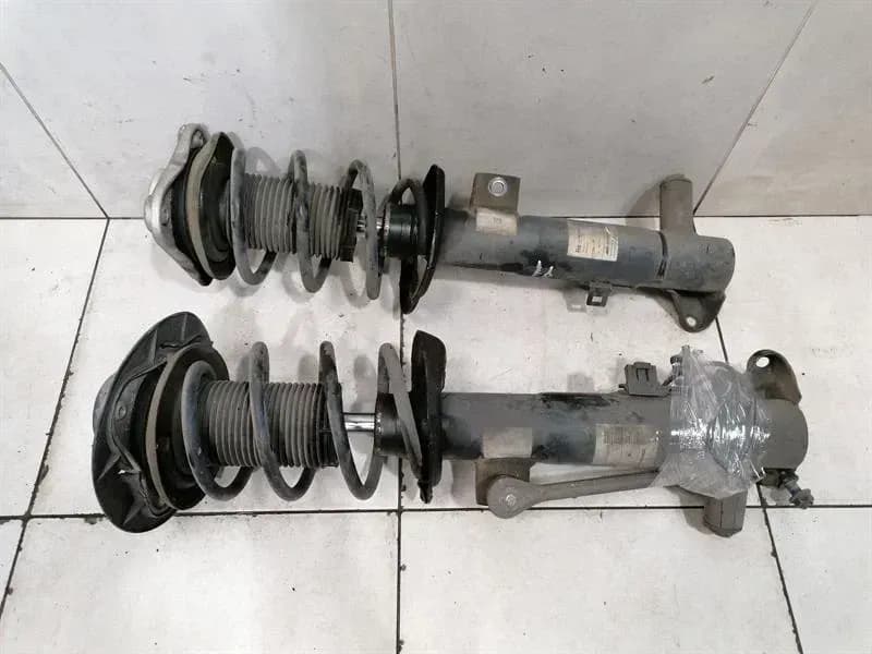 MERCEDES-BENZ Mercedes E Class W212 Shock Absorber Front A2123232600 Front Shock Absorber X2