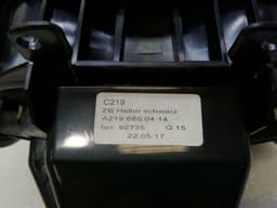 MERCEDES-BENZ Mercedes CLS63 AMG W219 Cup Holder A2196800414 Cup Holder Holder — thumbnail 4
