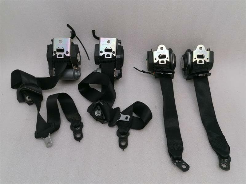 MERCEDES-BENZ Mercedes CLS W219 Seatbelt Set of 4 A2198600486 Seat Belt Strap Set