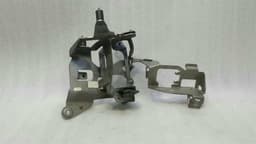 MERCEDES-BENZ Mercedes ML63 W164 Oil Cooler Radiator Bracket A1645001631 Holder Carrier AMG — thumbnail 5