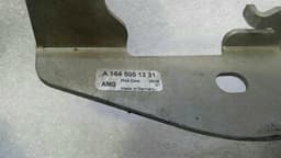 MERCEDES-BENZ Mercedes ML63 W164 Oil Cooler Radiator Bracket A1645001631 Holder Carrier AMG — thumbnail 3