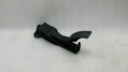 MERCEDES-BENZ Mercedes ML W164 X164 W251 Gas Pedal (Electrical) A1643000104 Accelerator Pedal — thumbnail 2