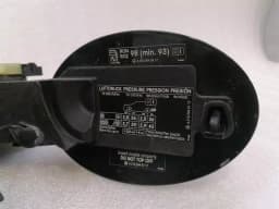 MERCEDES-BENZ Mercedes CL W216 fuel filler cap A2166300067 fuel cap fuel flap — thumbnail 7